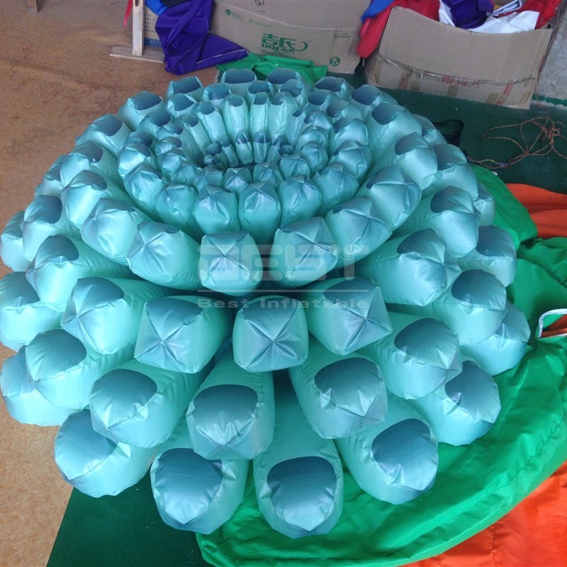 Factory price Inflatable Flower Inflatable Large Lotus Flowers with LED Light for decoration