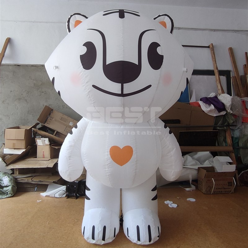 Popular lifelike Giant inflatable animals tiger model customized inflatable mascot tiger Inflatable white tiger