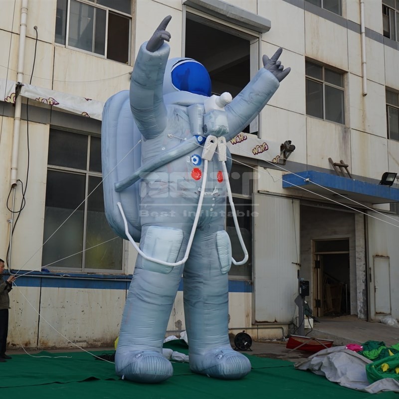 Custom Cartoon Spaceman Inflatable Astronaut Model for Events