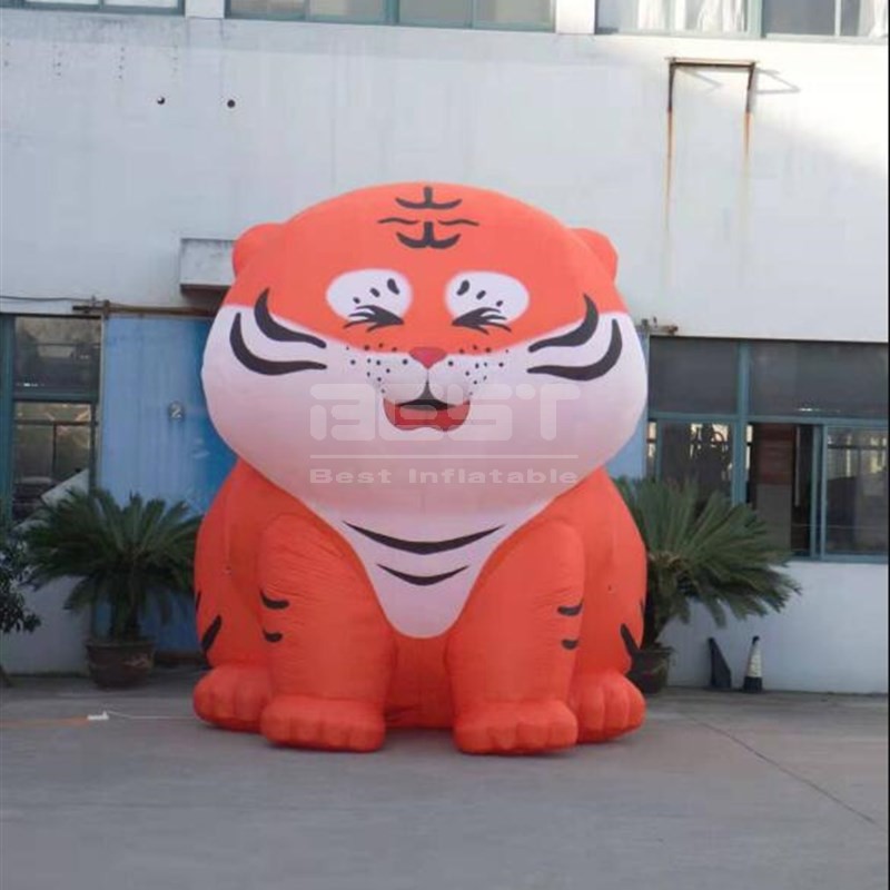 Custom Cute Animal Inflatable Motorcycle Model Blow Up Balloon Decoration With Air Blower