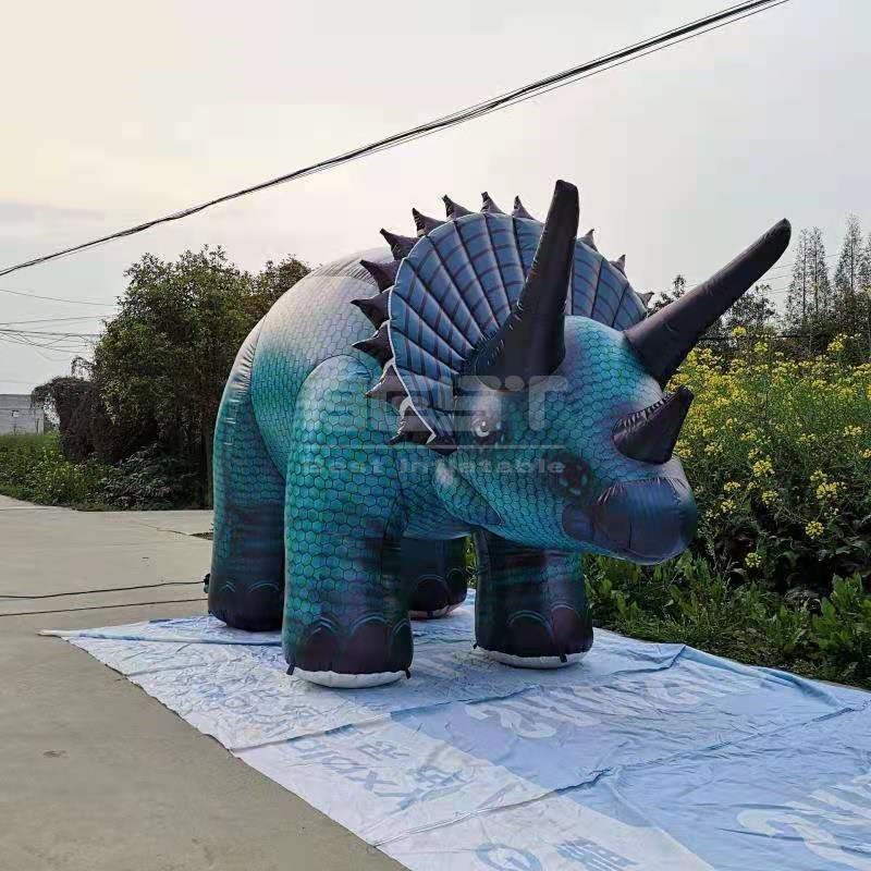 Customized inflatable dinosaur inflatable blue triangle dinosaur