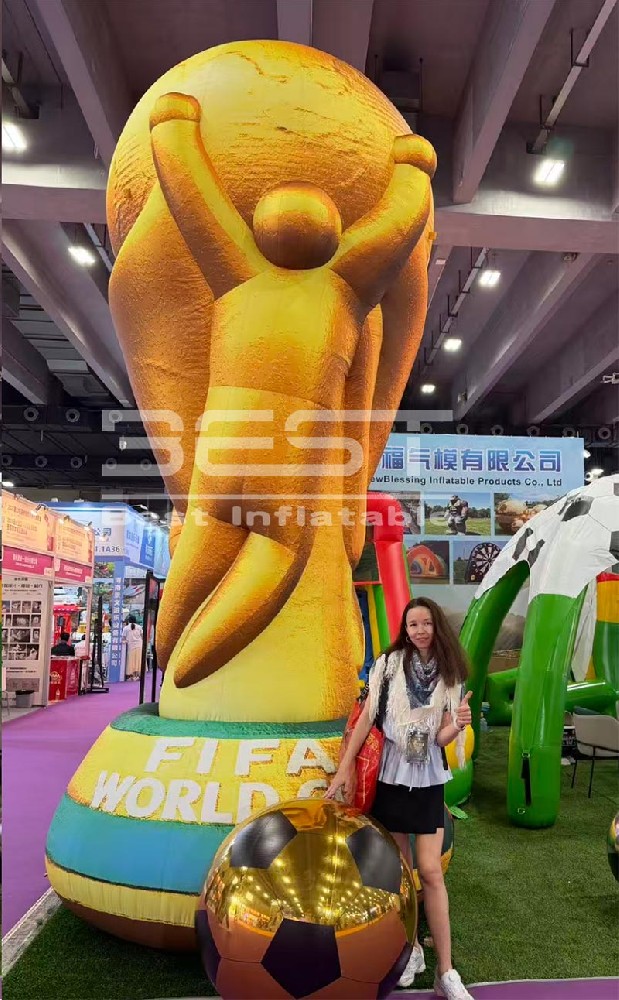 Inflatable FIFA World CupExtra-Large World Cup-Inspired Blow-Up Trophy Decoration Suitable for Sports Venues Giant Inflatable Football Trophy Replica Perfect for Stadium Events & Fan Zones